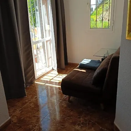 Διαμέρισμα Cozy In Hills *